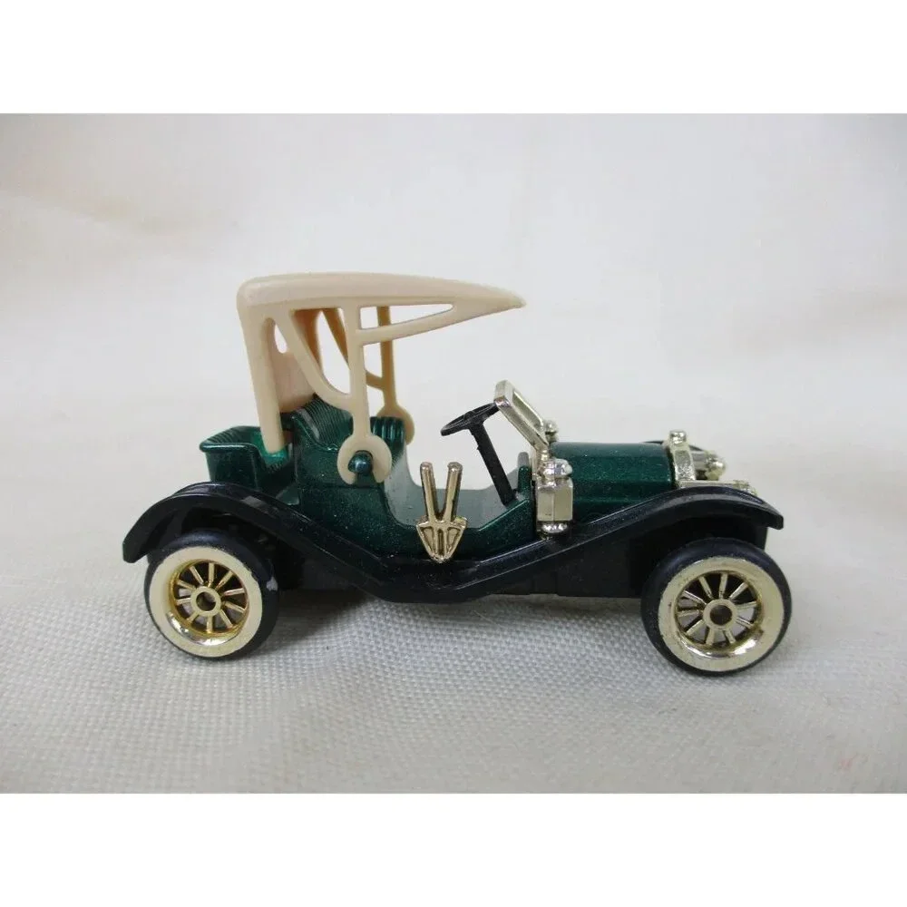 Miniature‎ cars, High Speed, HF 9087, HF9086, HF9085, vintage style cars.